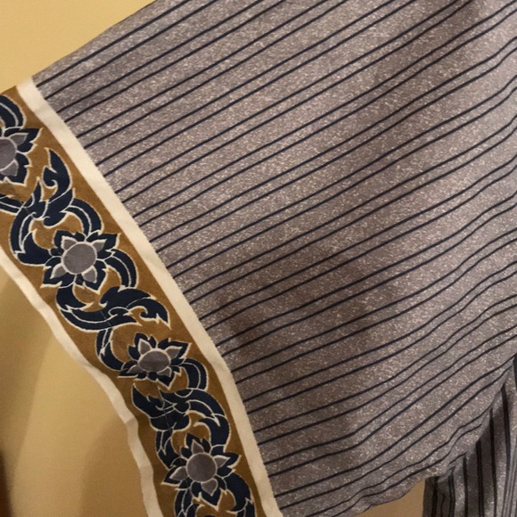 Hawaloha button down - Picture 4 of 6